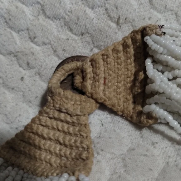 Vintage '60s collectible 40 strand seed bead necklace - Picture 4 of 5